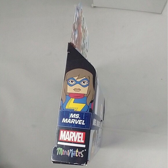 MiniMates Marvel's Avengers Assemble: MS. MARVEL & KANG THE CONQUEROR NIB - Picture 4 of 5